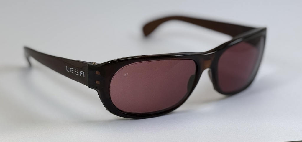 Lun Protect 20 % Ciruela medio 281 / Fin de serie