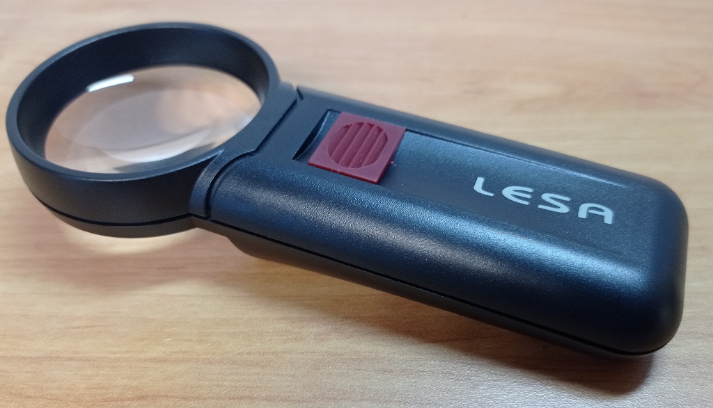 Illuminated magnifying glass 6x 30mm (End of series)